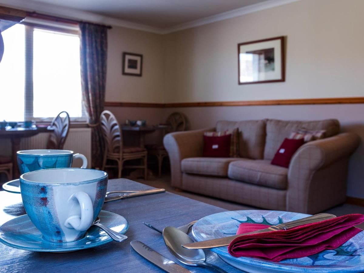 The Birches Bed & Breakfast Dundonnell Exterior photo